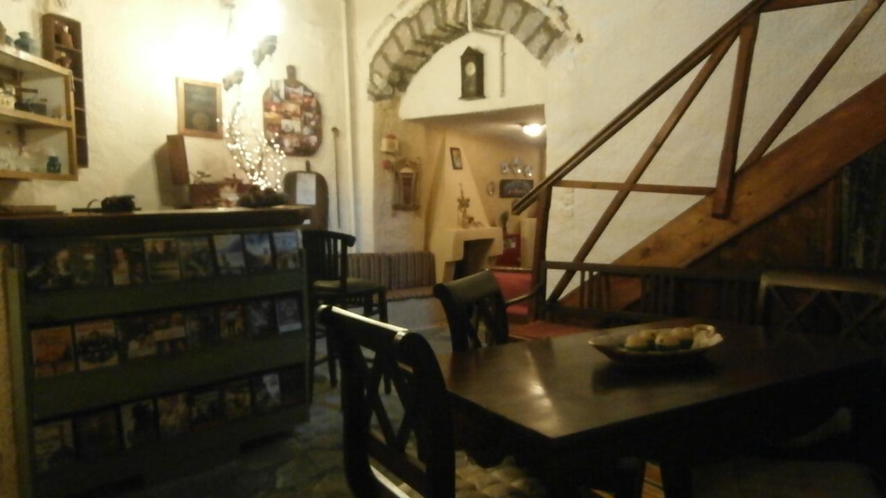 Pension Maria Arachova Esterno foto