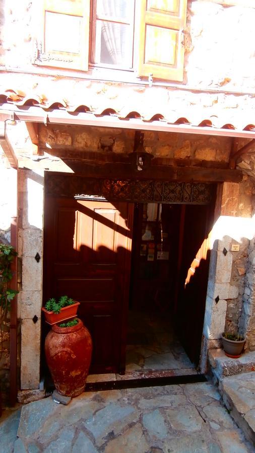 Pension Maria Arachova Esterno foto